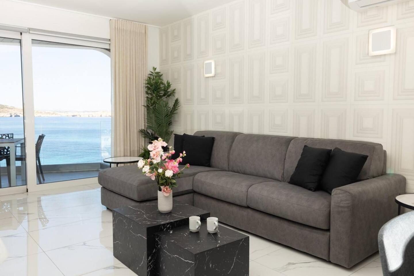 Ivory Seafront With Views!- Fl 13 By Homely Apartment St. Paul's Bay