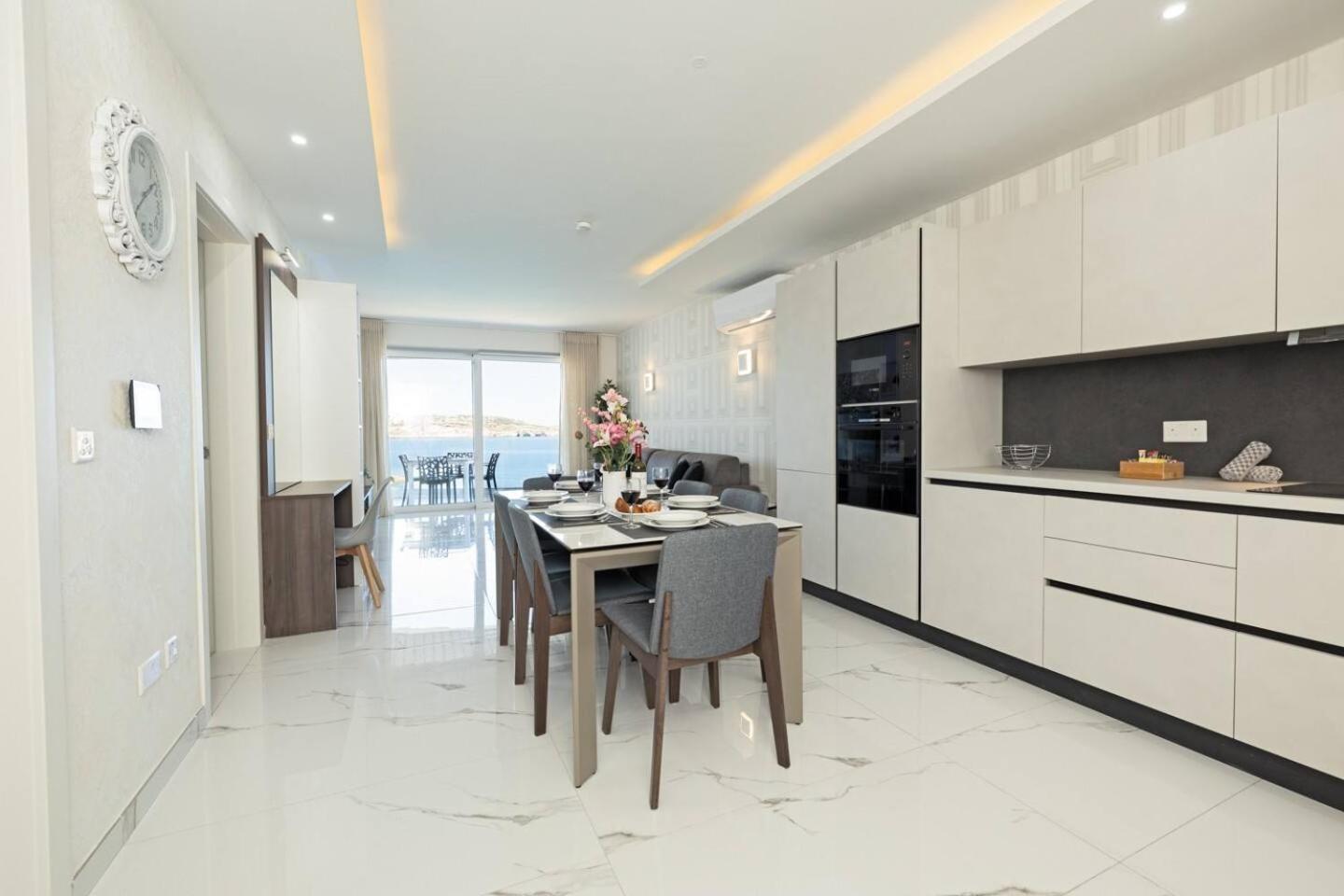 Ivory Seafront With Views!- Fl 13 By Homely Apartment St. Paul's Bay