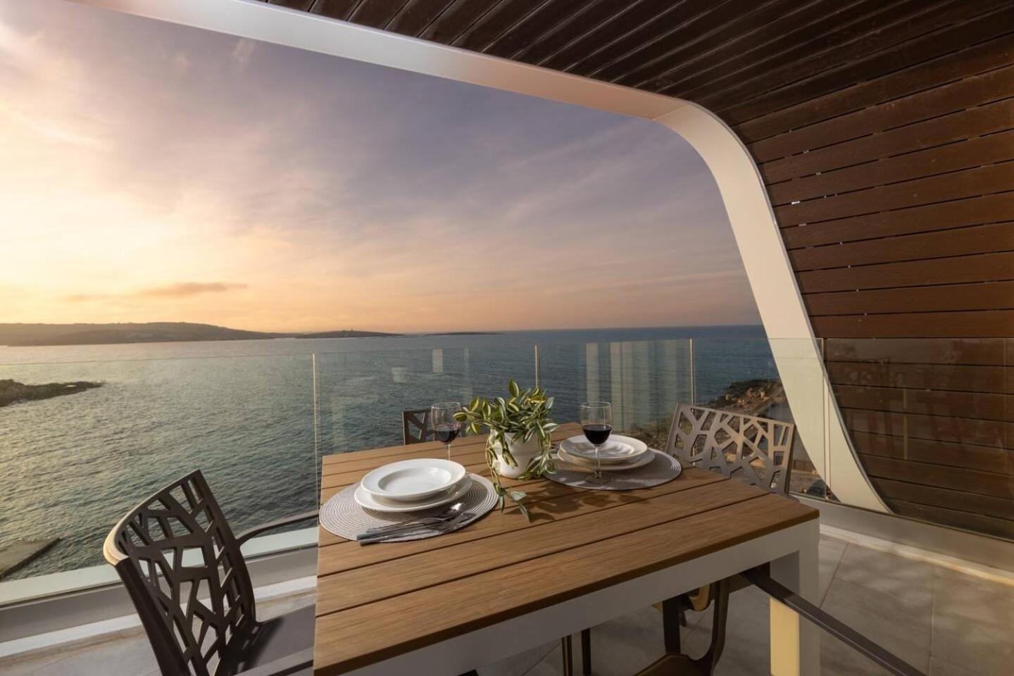 Ivory Seafront With Views!- Fl 13 By Homely * St. Paul's Bay